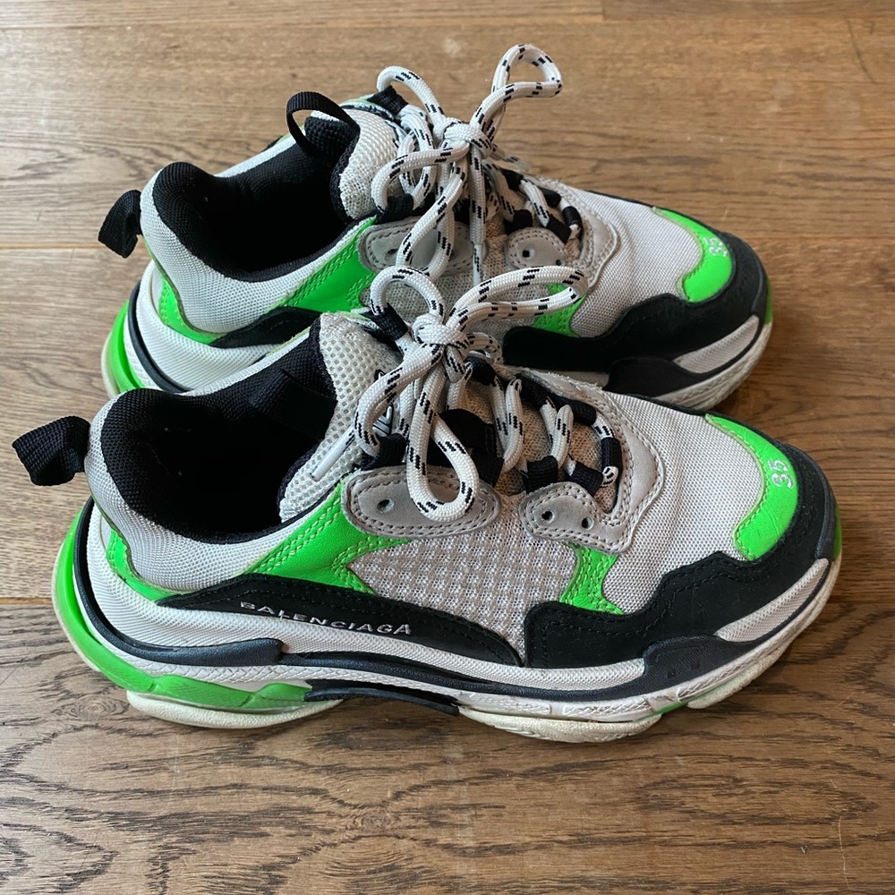 balenciaga triple s green grey